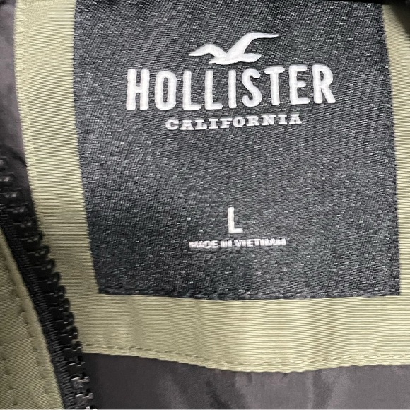 Hollister Men's Full Zip Hooded Jacket - Picture 8 of 8